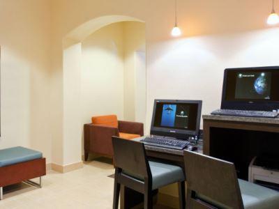 Hotel Sonesta Es 3*